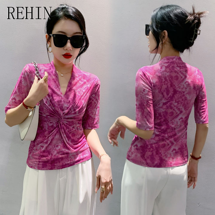 rehin-เสื้อยืดแขนกลางคอวีพิมพ์ลายตาข่ายเข้ารูปสำหรับผู้หญิง2023แฟชั่นแบบใหม่ในฤดูใบไม้ร่วง