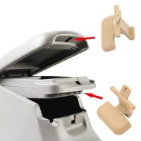 【YD】 2Pcs Car Armrest   Lower Buckle Fastener Console Latch Clip  for 2009-2010 846613K000