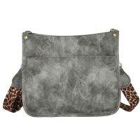 【CW】 Fashion Crossbody with Leopard Leather Handbag Messenger for School Wear