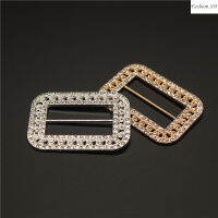 Simple Retro Square Rhinestone เข็มกลัดผ้าพันคอผ้าไหมแหวนหัวเข็มขัดอุปกรณ์เสริม M40286