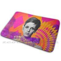 Supermodel Twiggy 1-Supermodels Of The Sixties Series Carpet Water Absorb Non-Slip Door Mat Collage Fashion Model Actress