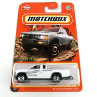 2022 Matchbox รถมอเตอร์ไซค์95 NISSAN HARDBODY D21 1/64โลหะหล่อโมเดลของเล่นแบบชุดสะสมยานพาหนะ