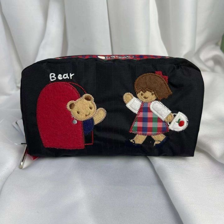 lesportsac-japan-limited-สติ๊กเกอร์ปักลายหมี-กระเป๋าเครื่องสำอาง-กระเป๋าจัดเก็บ-กระเป๋าคลัทช์-กระเป๋าลิปสติก-6511