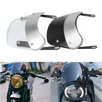 Front Motorcycle Windshield Deflector Windscreen with Metal Mounting Bracket Universal for Harley Honda Yamaha Kawasaki Suzuki