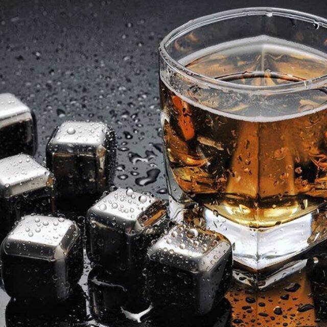 ♥Ready stock♥Stainless Steel Reusable ice Cubes Frozen Ice Blocks Maker Useful Wine Beer Clooler