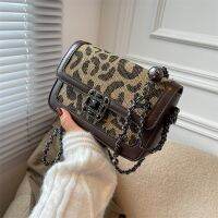 Small leopard grain bag new female 2021 winter fashion chain single shoulder bag niche ins aslant small bread