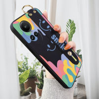 เคสม็อบขนาดเล็กสำหรับ OPPO Reno10 Pro 5G พร้อมสายรัดข้อมือเหมือนฝันเคสโทรศัพท์รูปตัวการ์ตูนเด็กผู้หญิงยิ้มขอบสี่เหลี่ยมของเหลวปลอกซิลิโคนคลุมทั้งหมดกล้องเคสป้องกันการกระแทก