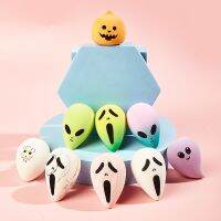 Hallowmas Blender Halloween Decoration Pumpkin and Bat Latex Free Polydrophlic Custom Pumpkin Makeup Sponge Alien Ghost Puff