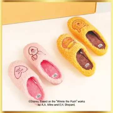 Winnie the pooh online bedroom slippers