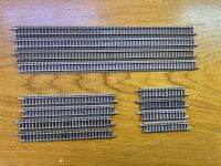 Stock Clearance Tomix N Rail sets of 4 pcs, 7 Sizes.  Good condition.   Stock Clearance Tomix N Rail ชุด 4 ชิ้น 7 ขนาด สภาพดี.