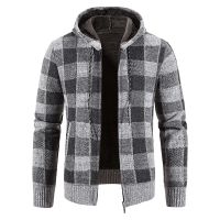 Autumn and Winter Mens Checkered Sweater Thickened Cardigan Coat Sweater Outer Hooded Zipper Knit