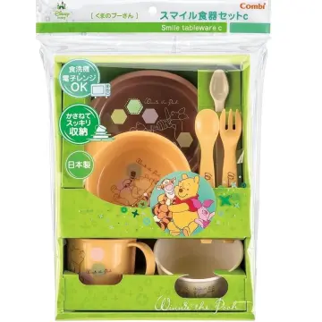 Combi Japan Baby Feeding Set Winnie the Pooh Edition