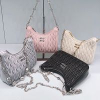 The miumiuˉnew bag womens bag Miao Liu fashion high-end girly heart rhinestone chain sweet bag