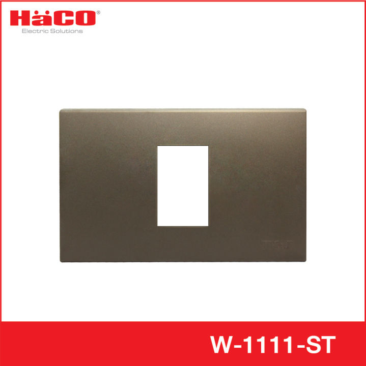 haco-แผงหน้ากาก-1-ช่อง-สี-matt-black-รุ่น-quattro-w1111-st-matt-black