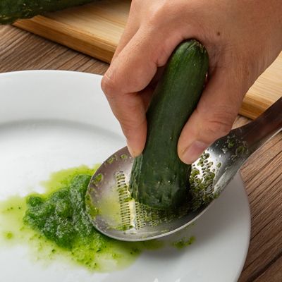 【CC】☄  Grinder Grating Garlic Puree Ginger Wasabi Supplementary Carrot Gadgets Accessories Tools