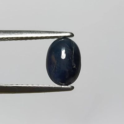 พลอย แซฟไฟร์ แท้ ธรรมชาติ ( Natural Sapphire ) หนัก 1.88 กะรัต