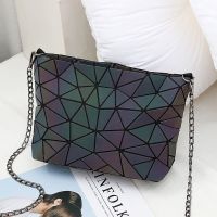 2023✵۞ The new 2023 geometric ling envelope bag worn chain womens shoulder bag fashion contracted luminous pale hand bag