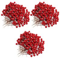 600 Pcs Holly Berries Artificial Berries for Christmas Wreath Decorations Wreath Making Supplies Party Decoration