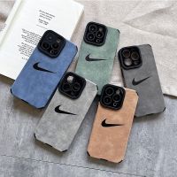 [Great. Cell phone case]  หรูหราแบรนด์ NK Vintage เคสหนังสำหรับ Iphone 14 13 12 11 Pro Max 11Pro แฟชั่นกรอบสี่เหลี่ยมกันกระแทกเคสโทรศัพท์เนื้อนิ่ม