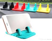 ที่วางโทรศัพท์ในรถ Phone Holder Non-Slip Mat แท่นวางโทรศัพท์ในรถ ที่วางมือถือแผ่นยางกันลื่น รุ่น Q3