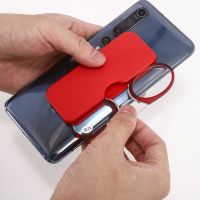 hot sale stick on phone MINI clip nose bridge reading glasses 1.0 to 3.5 Portable presbyopic glasses with Case