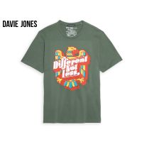 DAVIE JONES เสื้อยืดพิมพ์ลาย ทรง Regular Fit สีเขียว สีดำ Graphic Print T-shirt in green TB0308GR BK