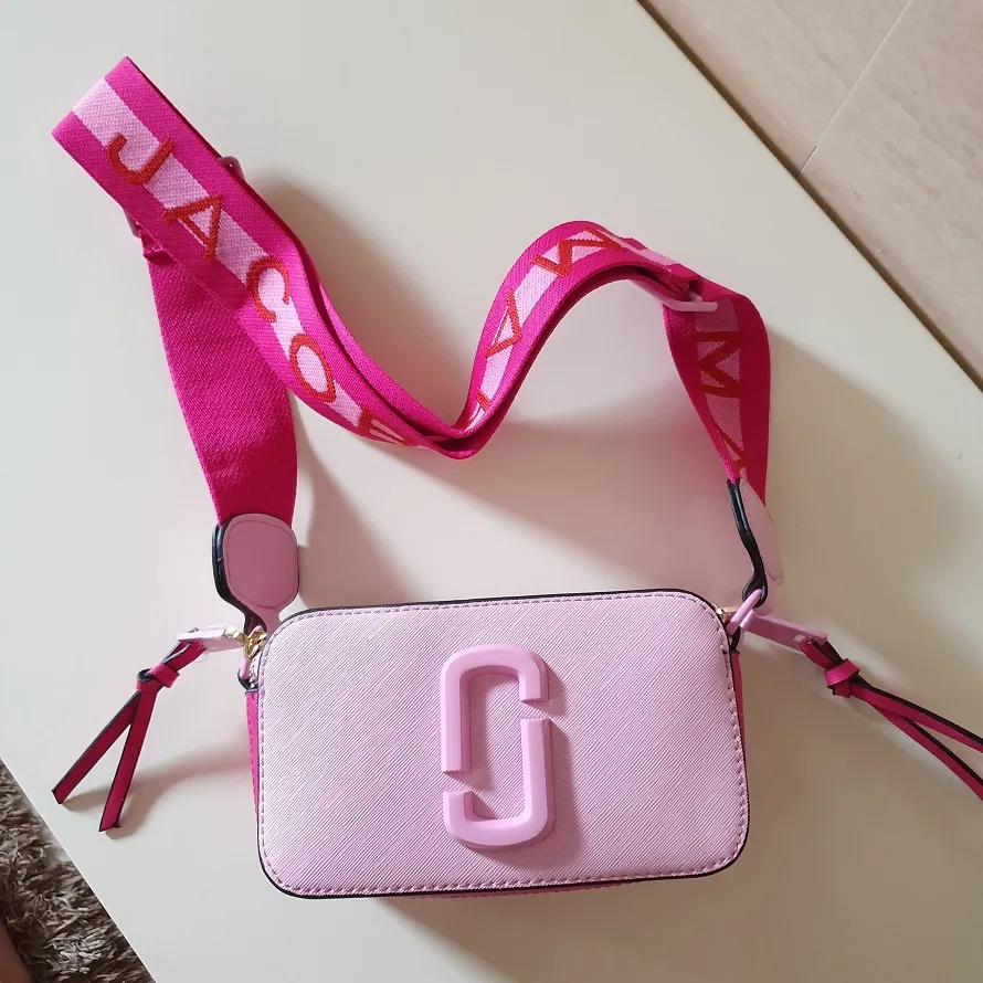 pink strap pink marc jacobs snapshot bag