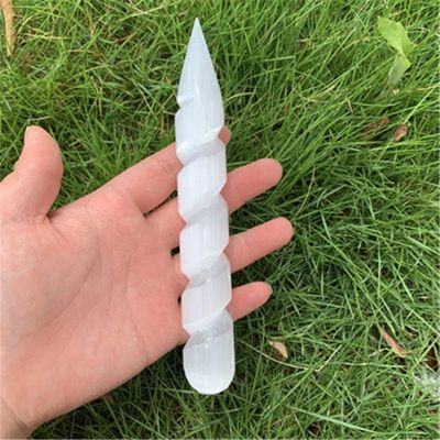 15cm Natural Selenite Lamp Carved Pyramid Tower Healing Crystal Wand Heart Palm Stone Wicca Decor Point White Plate Gift xyw