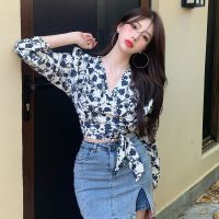 COD DSFERTRETRE Korean Style French Floral V Neck Long Sleeve Lace-paneled Sling Neck Shirt for Leisure