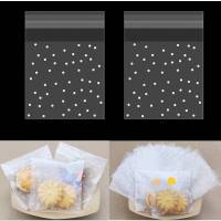 100Pcs 5.5710Cm Cellophane Treat Bag Self Adhesive Treat Bags Clear Polka Dot Cookie Bag For Candy Chocolate Pastry Favor Gift