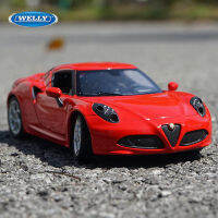 WELLY 1:24 Alfa Romeo 4C Coupe ล้อแม็กรถสปอร์ตรุ่น D Iecasts โลหะของเล่นยานพาหนะรถรุ่นจำลองสูงคอลเลกชันเด็กของขวัญ