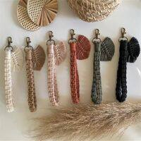 [HOT HUIQKKJKUIO 556] Boho Handmade ทอ MACRAME พวงกุญแจ Leaf Charm // Designer กระเป๋าอุปกรณ์เสริม // Key Ring Chain/tiny Keyring-10 Colorways JL39D