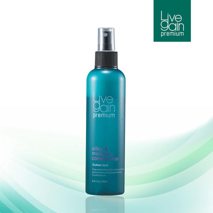 Sản phẩm xịt dưỡng tóc Livegain Premium Silky & Moisture giúp tóc bạn trở nên mềm mượt và sáng bóng hơn. Nếu bạn đang tìm kiếm một sản phẩm dưỡng tóc chất lượng, thì đây là sự lựa chọn tuyệt vời cho bạn. Sản phẩm còn được sản xuất tại Hàn Quốc, đánh dấu sự chất lượng và độ an toàn cho người dùng. Xem hình ảnh để biết thêm chi tiết.