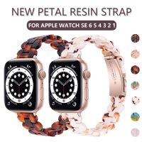 ✢ Transparent Resin Watchband for Apple Watch 6 Se 5 4 Strap 42mm 38mm Correa for Iwatch Series 6 5 4 3 2 1 Watchband 44mm 40mm