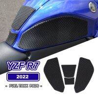 ► อุปกรณ์เสริม YZFR7สำหรับ Yamaha YZF YZF-R7 R7 2022แผ่นถังน้ำมันมอเตอร์ไซค์สติ๊กเกอร์ยางติดหัวเข่ากันลื่น