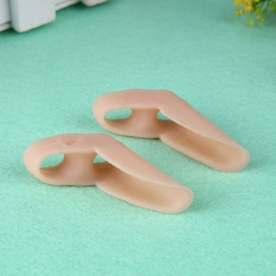 ☼ 1 Pair Correct Thumb Valgus Protector Silicone 2 Loop Design Orthotics Big Toes Pedicure Toe Straightener Foot Care Tool