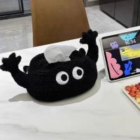 style raise your hands super cute black tissue box niche high-value hanging bag