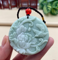 Lantian หยกดอกไม้ Bloom And Wealth จี้สร้อยคออุปกรณ์เสริมเครื่องประดับ Amulets สีเขียวของขวัญผู้หญิงธรรมชาติแกะสลัก Real Charms