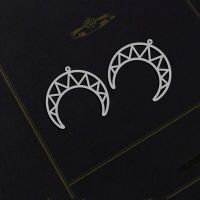 Making Jewelry Findings Stainless Steel Bead Metal Pendant Laser Cut Moon Triangle Charms For DIY Necklace Earrings 1021 Beads