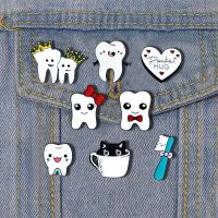 【YF】 Teeth Enamel Pins Cartoon King Brooch Dentist Badges Fun Lapel Jewelry Kids