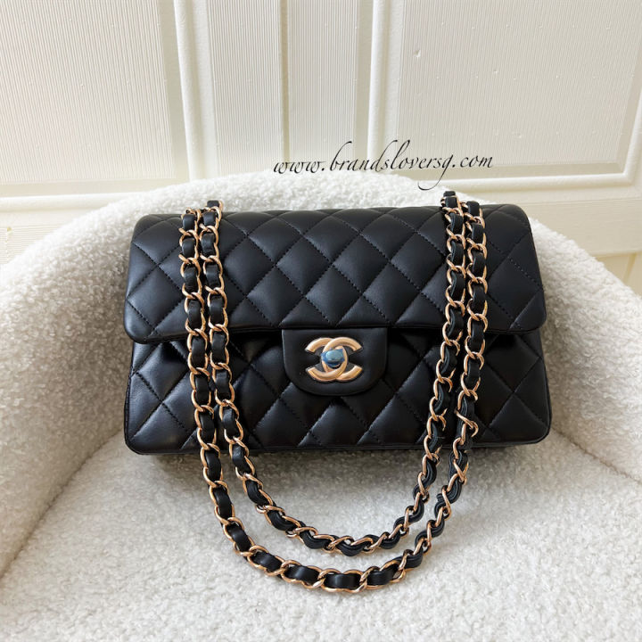 Brand new) Chanel Small Classic Flap CF in Black Lambskin and Rose
