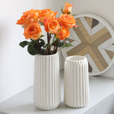 Simple Ceramic Vases White Tabletop Origami Vase European Fashion Flower Pot Home Decoration Room Decor Living Room Decoration