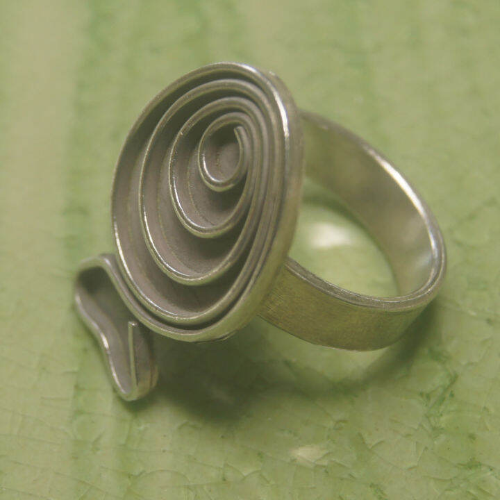 thai-fish-ring-thai-karen-hill-tribe-silver-hand-made-size-8-and9-adjustable-ของขวัญแหวนปลาไทยไทยเงินแท้-งานเงินแท้-ขนาดปรับได้