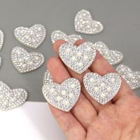 10pcs Heart Rhinestone Patches on Clothes/dress Crystal Pearl Patch Applique for Clothing Sew on Patches DIY Headwear/Hats Fashion Accessories