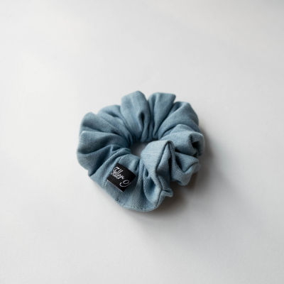 teller of tales scrunchies - nala (blue jeans collection)