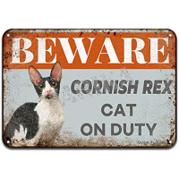 ระวัง Cornish Rex Cat On Duty โปสเตอร์เหล็กป้ายดีบุก Vintage Wall Decor สำหรับ Cafe,บาร์,ผับ,บ้าน,หรือเบียร์ตกแต่งงานฝีมือ