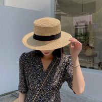 Raffia straw hat womens sunscreen sunshade hat beach net red flat top summer Korean version all-match Japanese woven fisherman hat