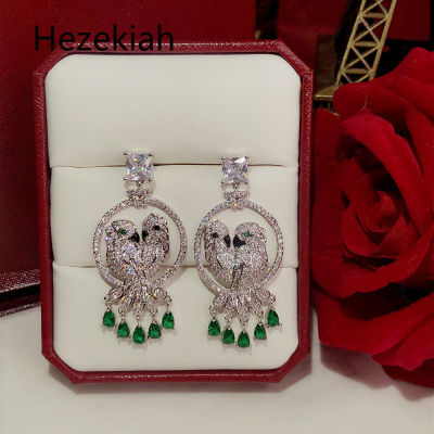 Hezekiah needle Northern Europe Parrot Earrings Free shipping Personality Womens Earrings Dance party Superior quality