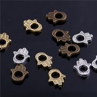 Sweet Bell 40pcs Three color Fatima Hamsa Hand Bead Spacer Bead Charms for Diy Beaded Bracelets Jewelry Handmade Making Z9013