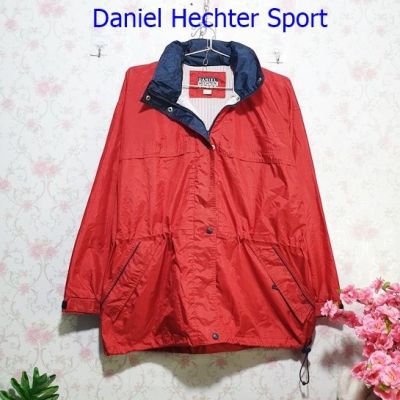 Daniel Hechter Sport (ดาเนียล เฮชเตอร์) เสื้อแจ็คเก็ตมีฮู้ด กันน้ำ มือสองรอบอก 52 นิ้ว